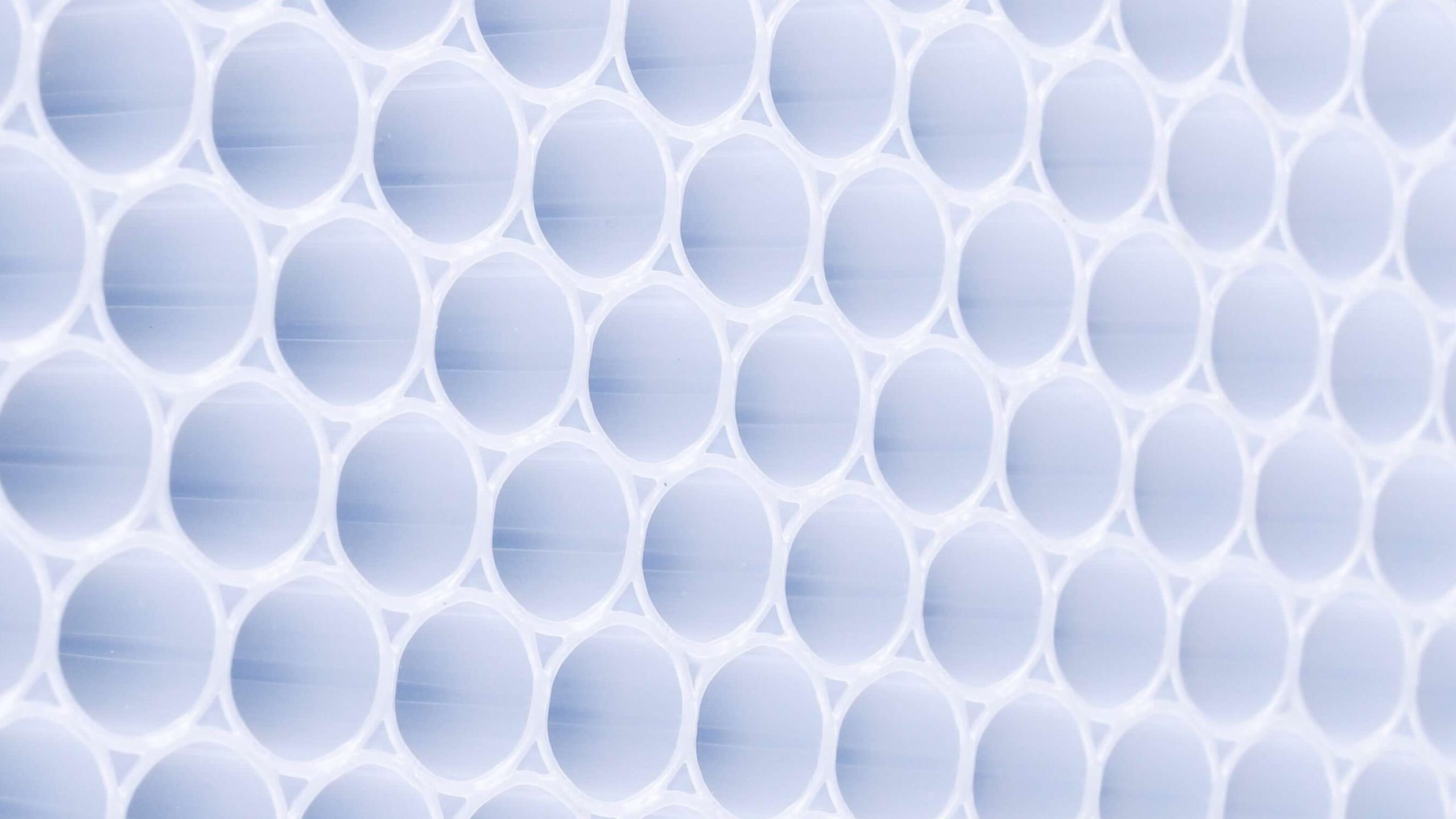 Truck Body Composite Panels: Cut Weight, Add Payload